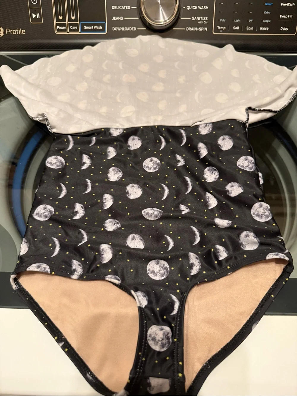 Moon-Print High-Waist Swim Skirt - Black